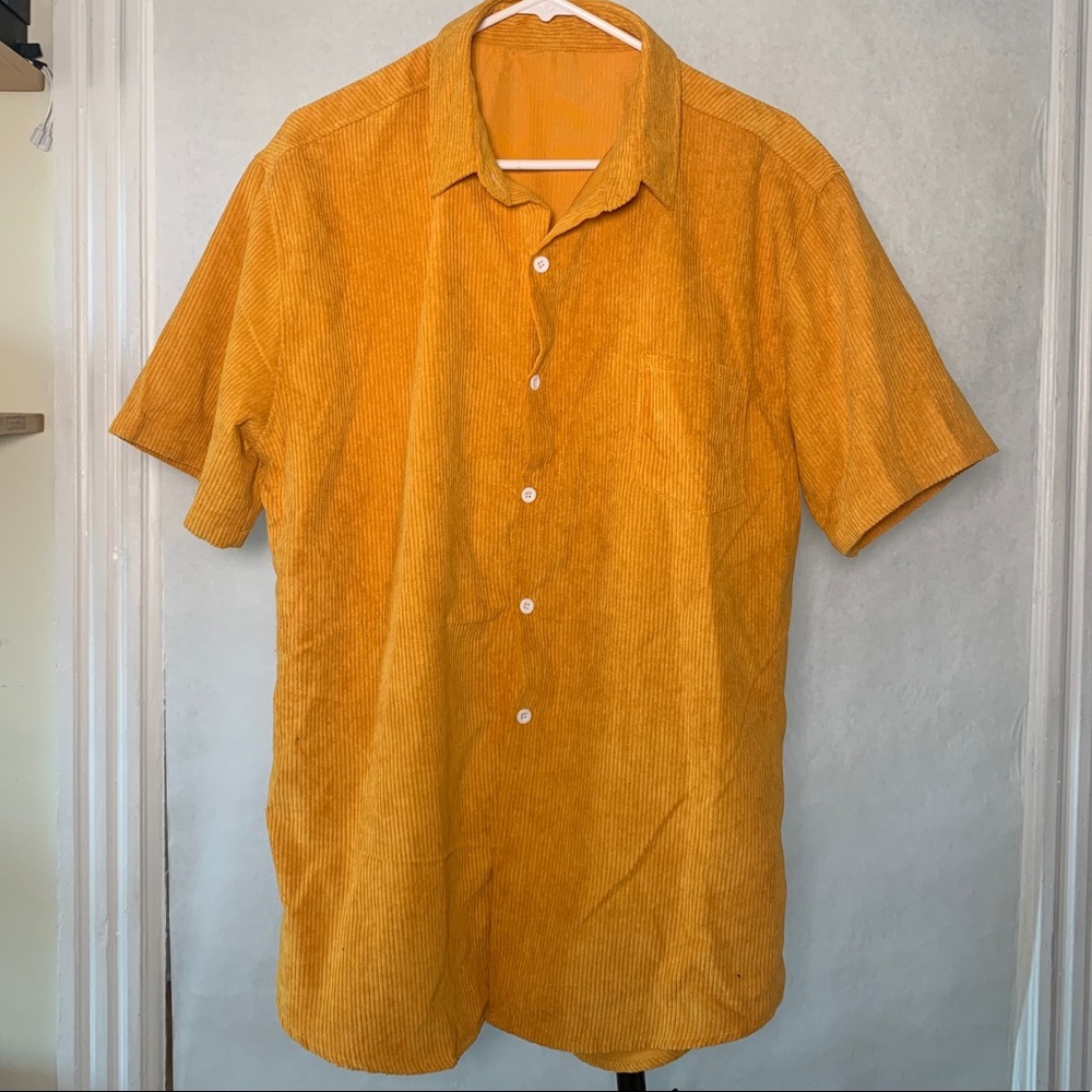 Corduroy SS Button-down Shirt - L